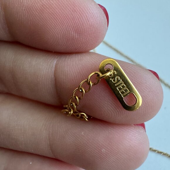 Gold “V” Pendant Necklace – Minimalist Stainless Steel Chain - Picture 5 of 7